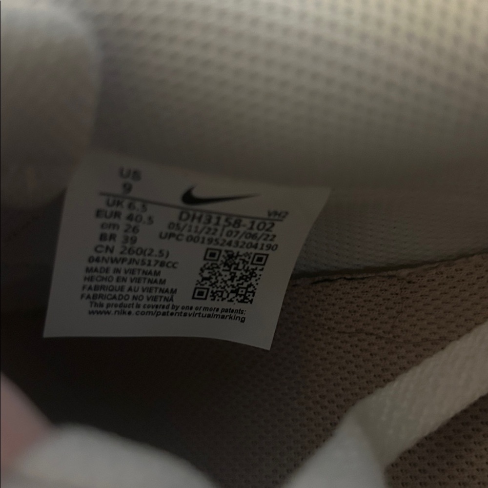 Nike Court Vision Low Next Nature Shoe- Size 9 - Picture 2 of 9